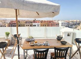The Rooftop Essaouira - فوق السطح