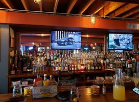 Pour House Pub