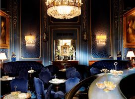 Blaue Bar