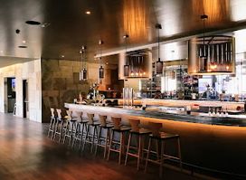 Bar 902