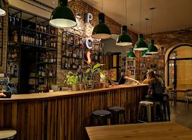 Made in Pecs Café