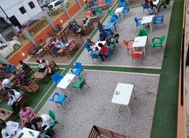 Gurgle Lounge & Bar