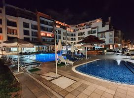 Obzor Beach Resort Pool Bar A