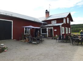 Gårdstunet i Finnfara