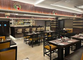 Portico-B4M Restaurant & Bar