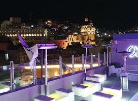 ONE BAR&LOUNGE