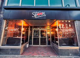 The Middle Spoon Desserterie & Bar