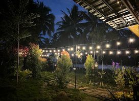 Woye Roth Resto Bar & Karaoke