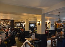 Fox & Hounds