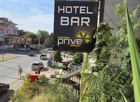 Bar Prive