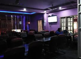 Spoortuy Delux Bar and Restaurant