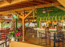La Jungla Bar and Grill