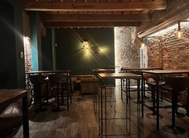 3 onzas Cocktail Bar