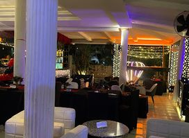 Molecule Lounge and Restaurant Kololo