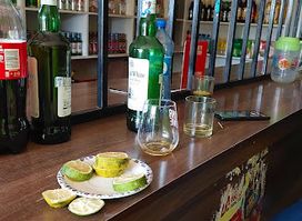 The bridge wines and spirits
