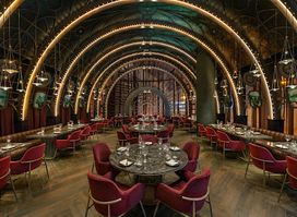 Amelia Lounge