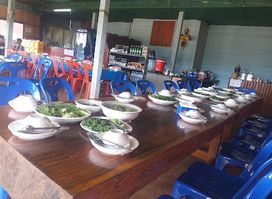 ຮ້ານ ອາຫານ ສະບາຍດີ ; ກາເຟສົດ ດາກຈຶງ