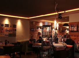 JASPER Grill Bar & Lounge / Club