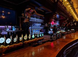 Proud Mary Pub