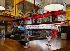 Gibson Bar
