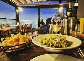 Balkon Restaurant & Bar