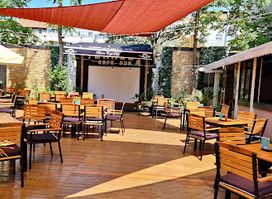 Baroc Cafe Pub