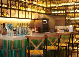 JUST WINE BAR