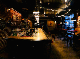 MR250 Bar Lounge