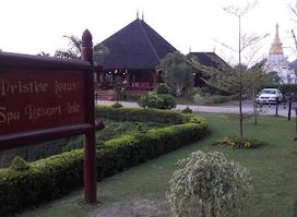 Inle Palace Restaurant 2
