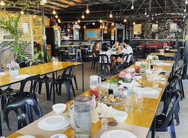 Upper Deck '51 Restobar