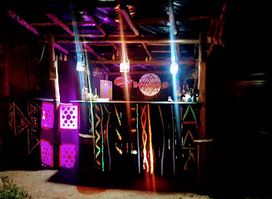 Pinky Floyd Bar