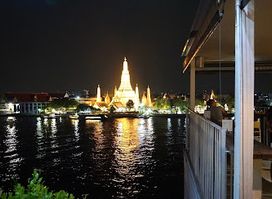 The ROOF(Rooftop Bar)