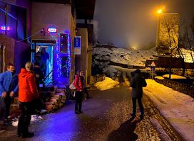 Pub & Cinema DEDE