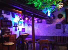 Orient Bar