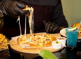 PizzaTatanaki بيتزا طاطاناكي