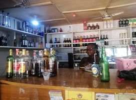 Mays' Corner Pub