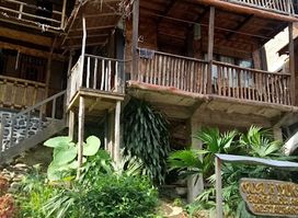 MUSLii MUKY BUNGALOW AND RESTAURANT