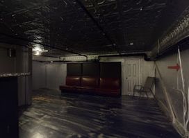 Lavish Lounge