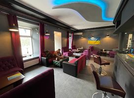 Sunrise cafe-bar