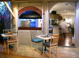 LA HACIENDA GRILL - BAR