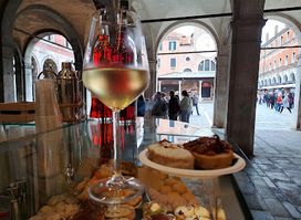 Bar Gondola