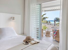 The Bay Guest House & Restaurant