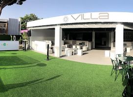Villa Lounge