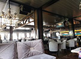 Bar & Dinner Destiny