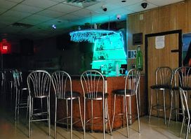 JB Liquor & Bar