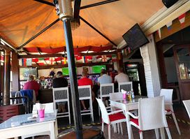 Happy Jacks Pub & Cybet