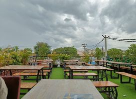Urban Beats Family Bar & Kitchen