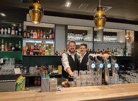 Helmut-Bar