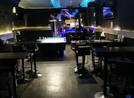 Moon Pub