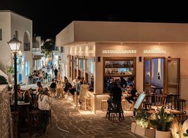 Medusa Cocktail Bar Paros